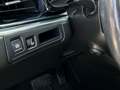 Used 2020 Cadillac XT6 Premium Luxury image 8