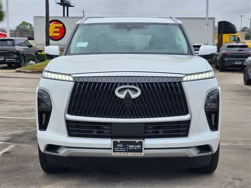 New 2026 INFINITI QX80 Luxe image 6