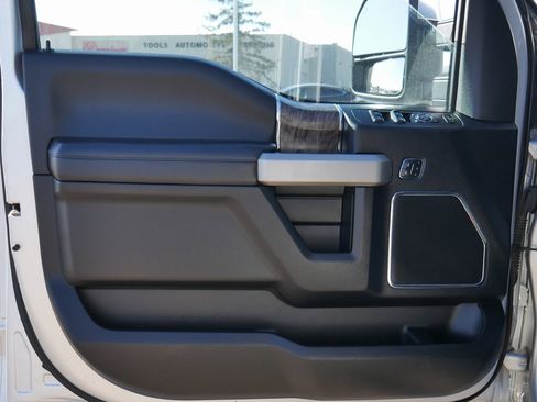 Used 2017 Ford F250 Lariat w/ Lariat Ultimate Package image 79