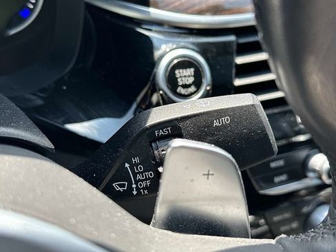Used 2019 BMW 540i xDrive w/ M Sport Package AWD/4WD image 22