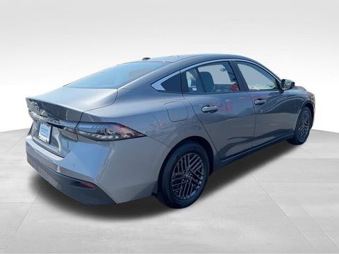 New 2026 Nissan Sentra SV w/ SV Convenience Package FWD image 8