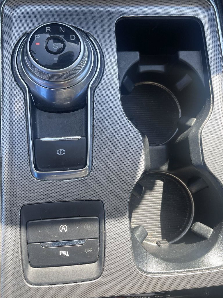 Used 2024 Ford Edge Titanium AWD/4WD image 29