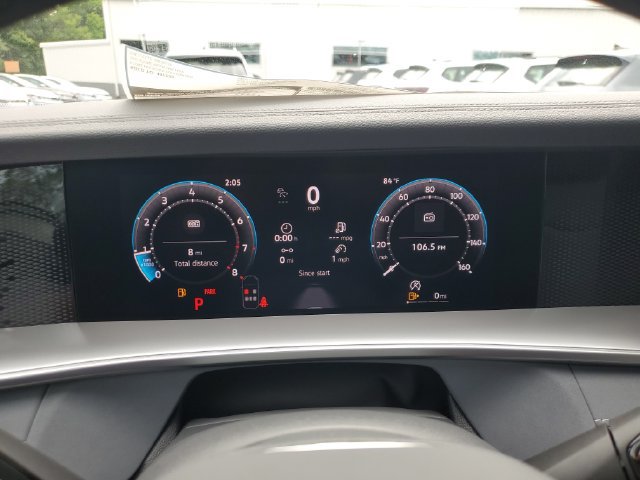 New 2026 Volkswagen Tiguan SE R-Line FWD image 24