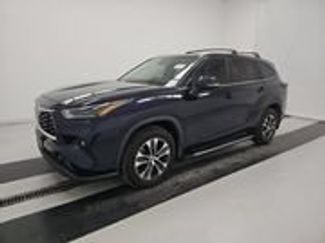 Certified 2024 Toyota Highlander XLE AWD/4WD video 1