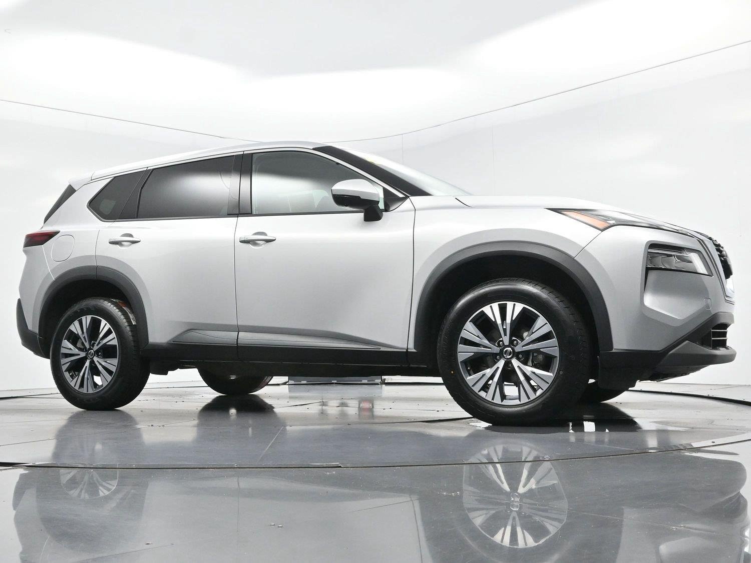 Used 2021 Nissan Rogue SV AWD/4WD image 42