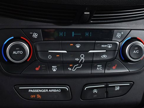 Used 2018 Ford Escape SEL image 30