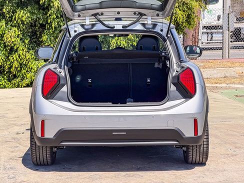 New 2026 MINI Cooper 2-Door Hardtop FWD image 28