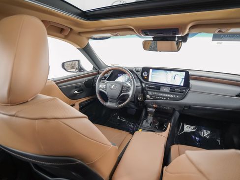 Certified 2024 Lexus ES 350 Ultra Luxury image 15