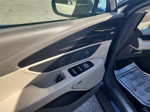 Used 2024 Lincoln Nautilus Reserve w/ Equipment Group 202A image 12