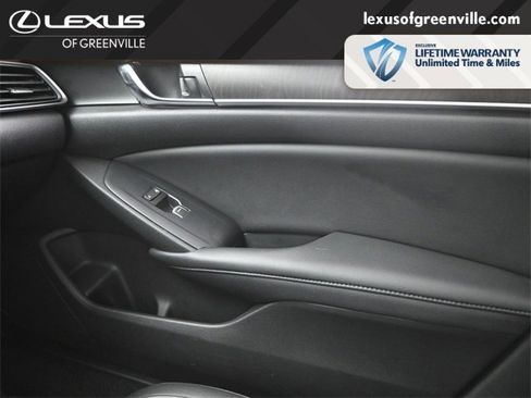 Used 2022 Honda Accord Touring image 22