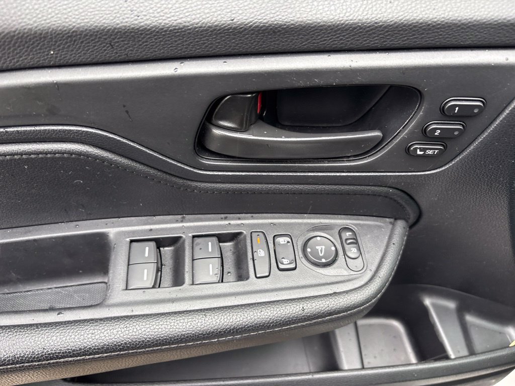 Used 2024 Honda Odyssey EX-L image 16