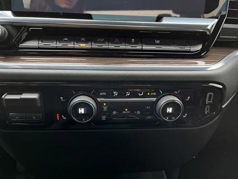 Used 2025 Chevrolet Silverado 1500 RST w/ Rally Edition image 15