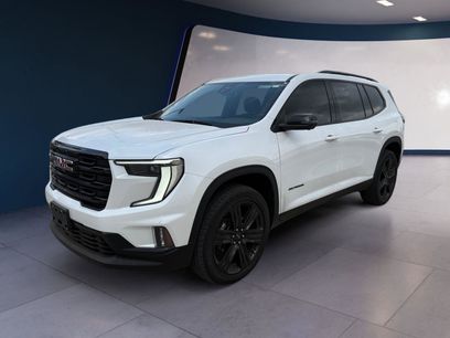 Used 2025 GMC Acadia Elevation w/ Elevation Premium Package