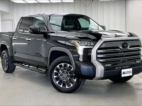 Used 2024 Toyota Tundra Limited image 35