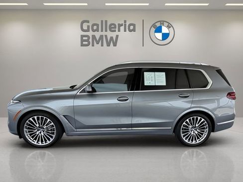 Used 2024 BMW X7 xDrive40i w/ Premium Package image 12