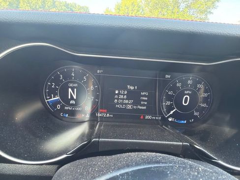 Used 2019 Ford Mustang GT Premium w/ Equipment Group 401A RWD image 13
