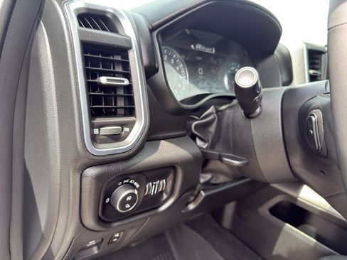 Used 2025 RAM 1500 Big Horn AWD/4WD image 14