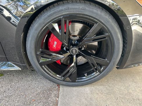 Used 2022 Audi RS 6 w/ Carbon Optic Package AWD/4WD image 27
