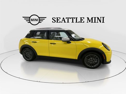 New 2026 MINI Cooper S image 13