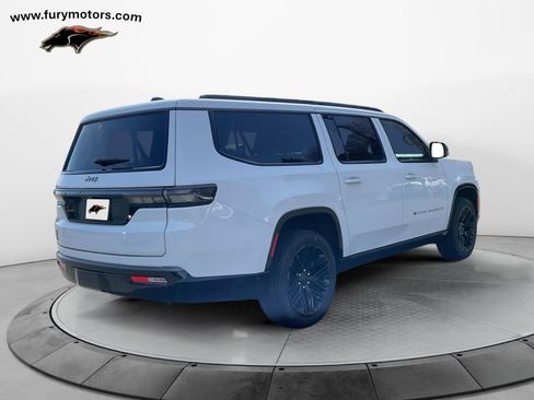 New 2026 Jeep Grand Wagoneer L Limited AWD/4WD image 3