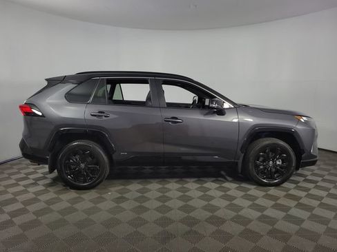 Used 2025 Toyota RAV4 XSE w/ Advanced Technology Package AWD/4WD image 11