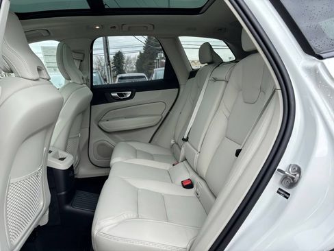 New 2026 Volvo XC60 T8 Ultra w/ Protection Package Premier AWD/4WD image 16