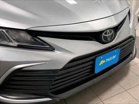 Used 2023 Toyota Camry LE image 30