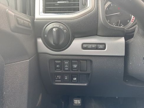 Used 2019 Nissan Titan PRO-4X w/ Pro-4x Convenience Package image 9