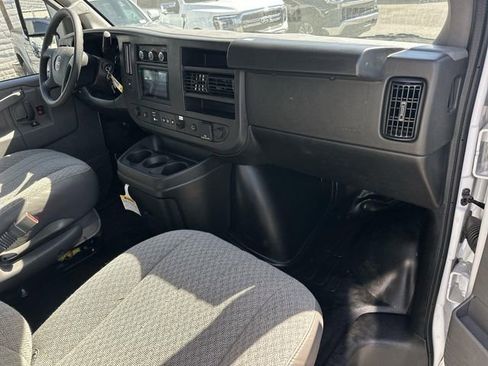 New 2025 GMC Savana 3500 w/ Power Convenience Package image 24