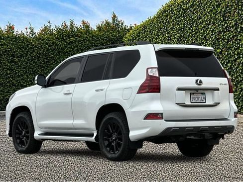 Used 2022 Lexus GX 460 w/ Black Line Special Edition AWD/4WD image 6