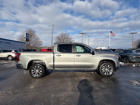 New 2026 Chevrolet Silverado 1500 LT image 3