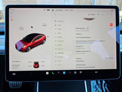 Used 2018 Tesla Model 3 Performance image 2