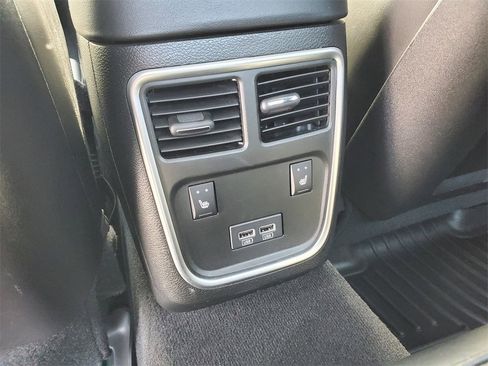 Used 2019 Dodge Charger Scat Pack w/ Dynamics Package image 28