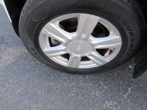 Used 2014 GMC Terrain SLE image 17