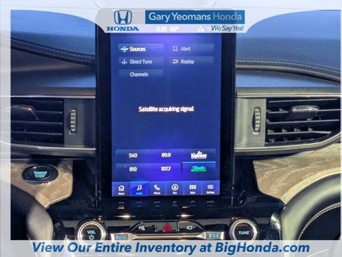 Used 2022 Ford Explorer Platinum w/ Technology Package image 20