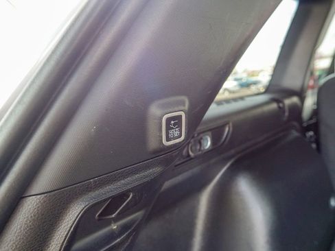 Used 2024 Jeep Grand Cherokee Altitude AWD/4WD image 11