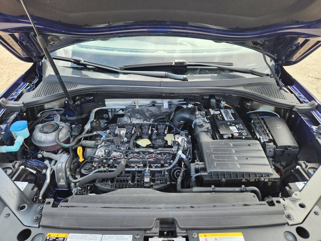 Used 2022 Volkswagen Tiguan SE AWD/4WD image 19