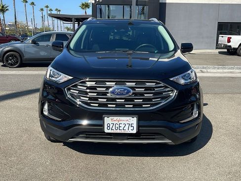 Used 2021 Ford Edge SEL w/ Convenience Package image 3