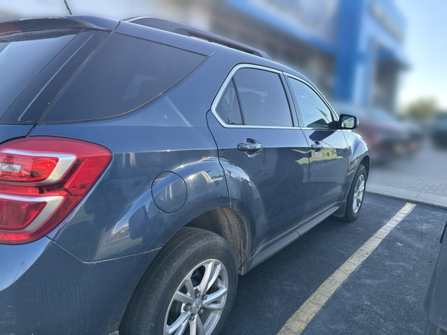Used 2017 Chevrolet Equinox LT w/ Convenience Package FWD image 4