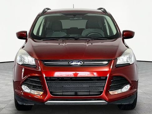 Used 2014 Ford Escape SE w/ Equipment Group 201A FWD image 3