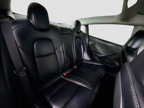 Used 2023 Tesla Model 3 Standard Range RWD image 31