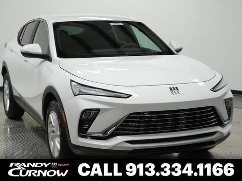 New 2025 Buick Envista Preferred image 1