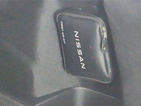 Used 2024 Nissan Rogue SV w/ SV Premium Package FWD image 18