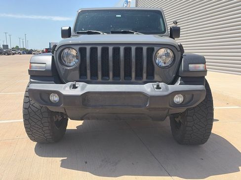 Used 2021 Jeep Wrangler Unlimited Sport AWD/4WD image 8
