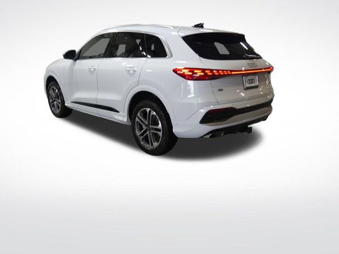 New 2026 Audi Q5 Premium Plus AWD/4WD image 3