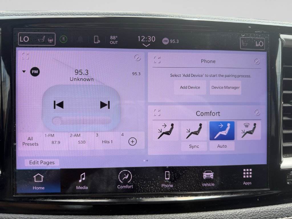 Used 2022 Chrysler Pacifica Touring-L AWD/4WD image 21