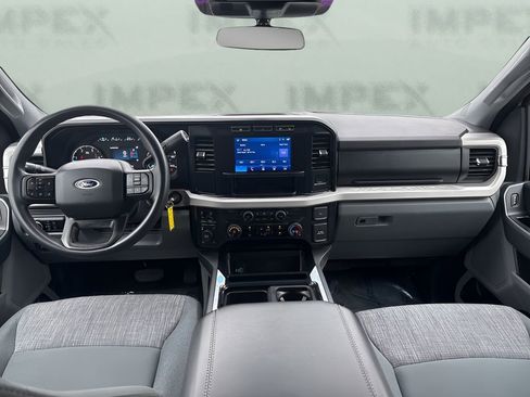 Used 2024 Ford F250 XLT w/ FX4 Off-Road Package image 12