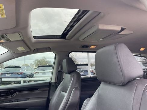 Used 2019 Honda Odyssey Elite image 22