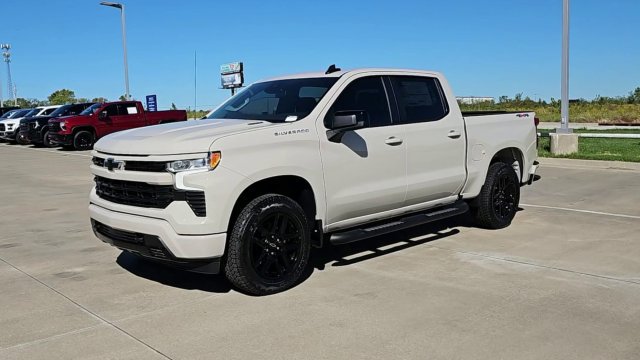 New 2026 Chevrolet Silverado 1500 RST w/ RST Select Package AWD/4WD image 4