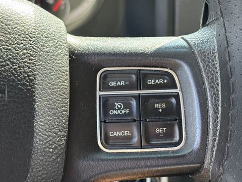 Used 2019 RAM 1500 Express AWD/4WD image 18
